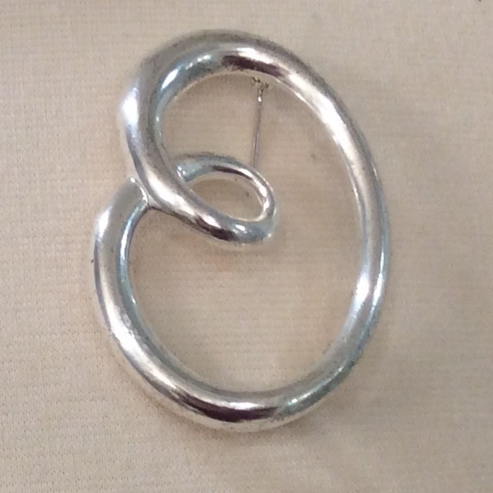 Vintage Silver Fashion Brooch